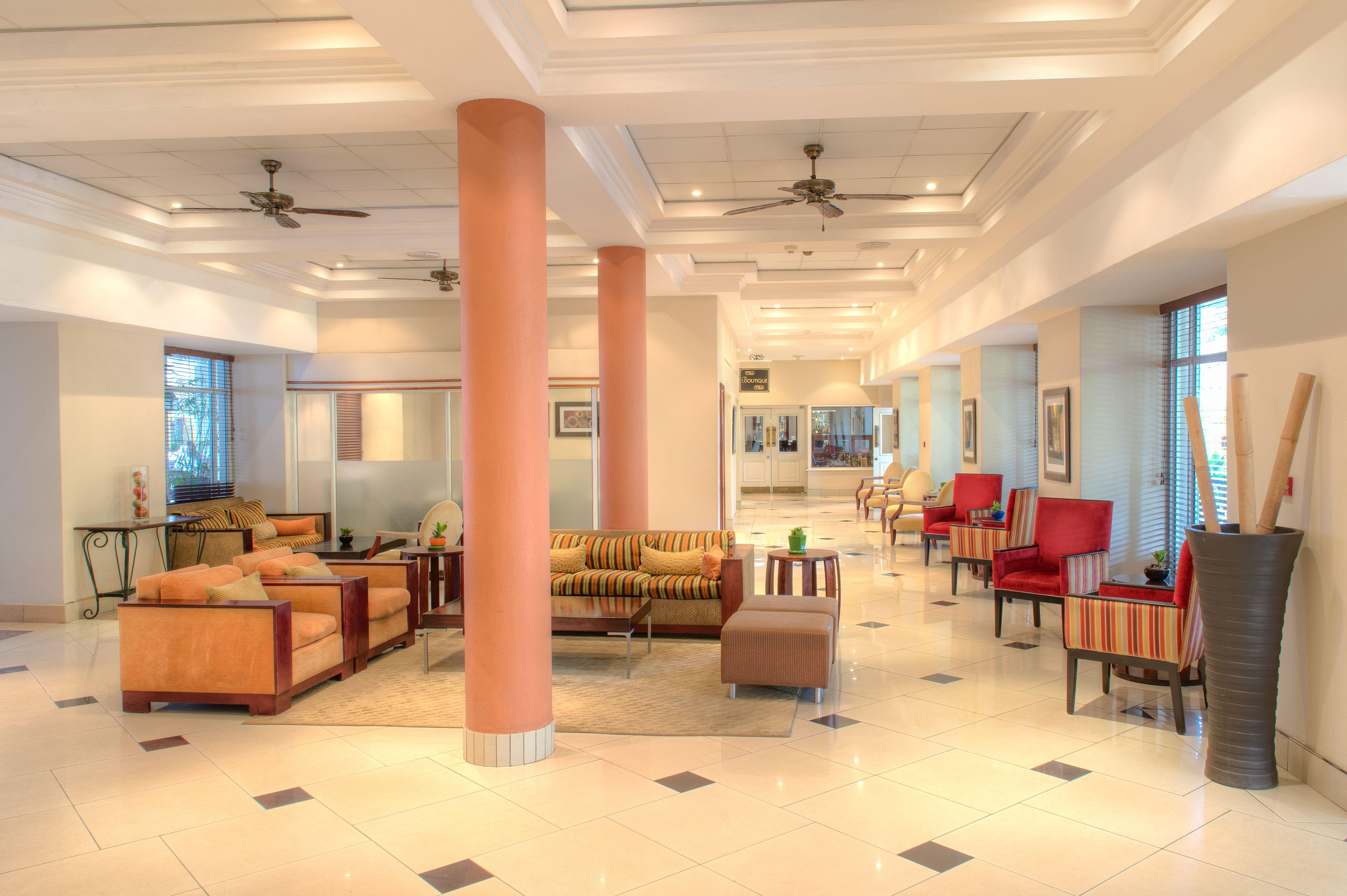 Southern Sun Ridgeway ルサカ エクステリア 写真