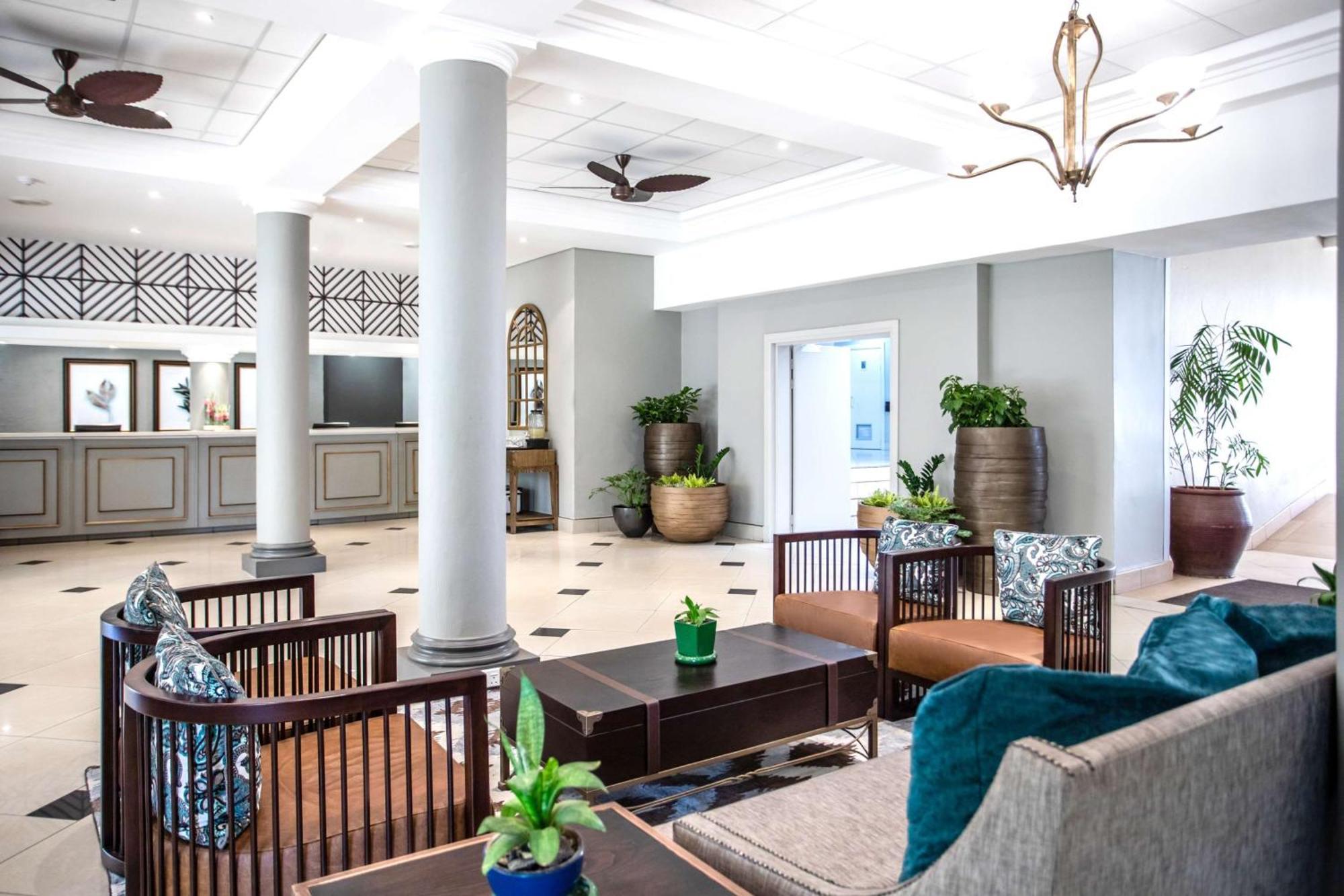 Southern Sun Ridgeway ルサカ エクステリア 写真